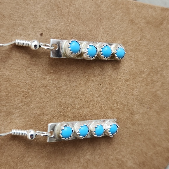 Pretty NWOT Native American Navajo Turquoise Dangle Bar Earrings 🩵🎁 - Picture 3 of 12